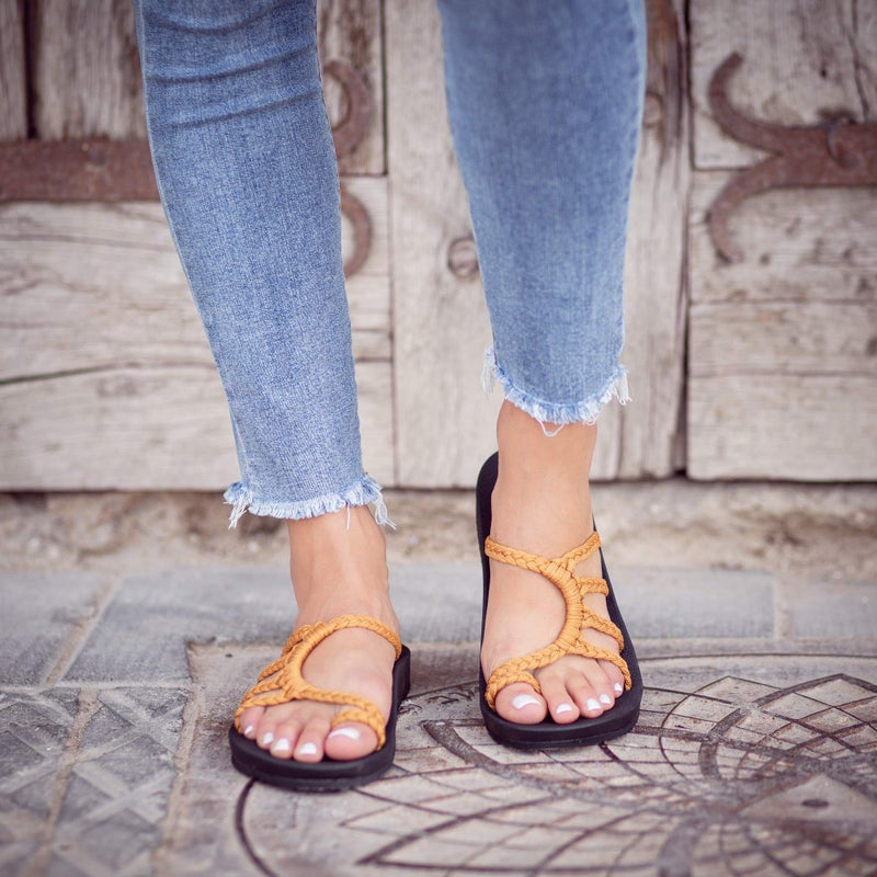 Plaka Relief Flip Flops for Women with Arch Support | Comfy Sandals for Women | Perfect for the Beach, Long Walks or Poolside | Reduces Heel & Back Pain | Yellow | Size 9 - Image 5